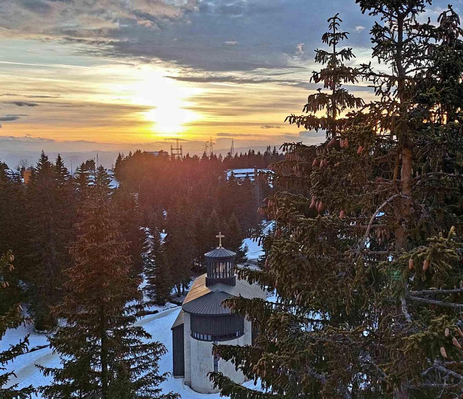 Woodside Apartment M Kopaonik Free Parking Luaran gambar
